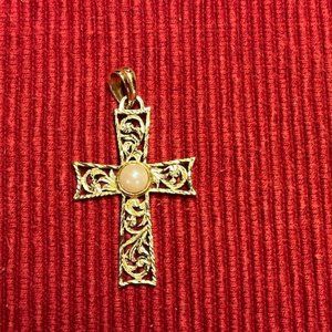 9mm Mabe Pearl and 14KT Yellow Gold Filagree Cross